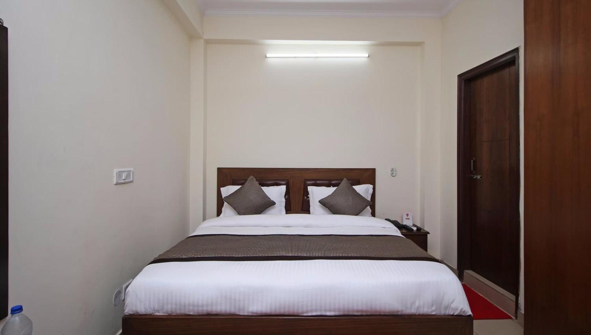 Hotel O Surya Palace New Delhi Eksteriør bilde
