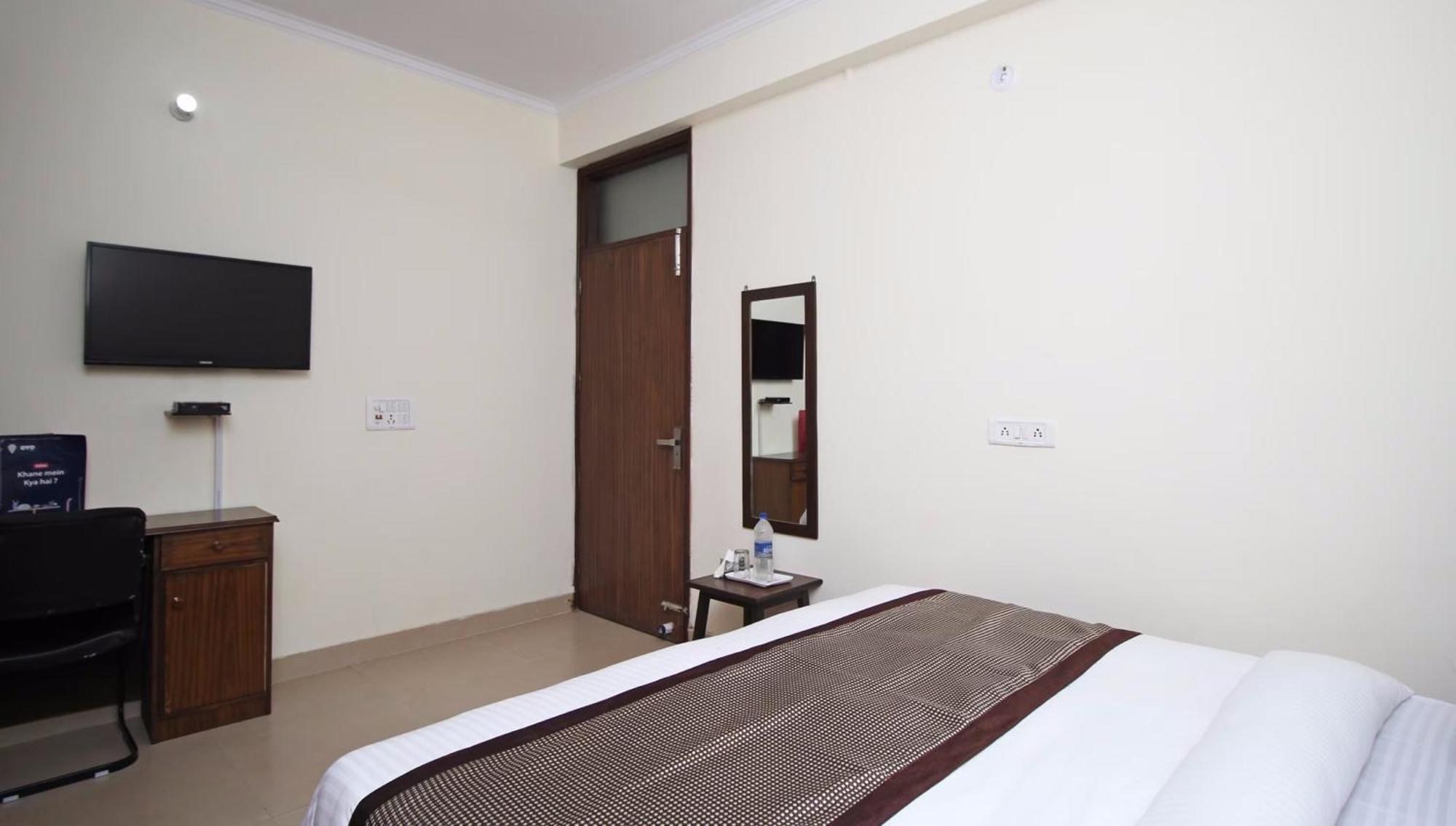 Hotel O Surya Palace New Delhi Eksteriør bilde